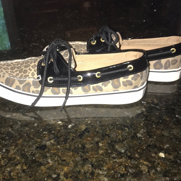 Cheetah Print Patent Leather Sperrys - Picture 5 of 6